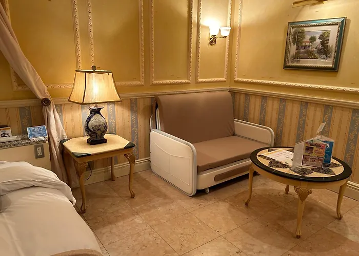 Hotel Grand Garden (Adults Only)